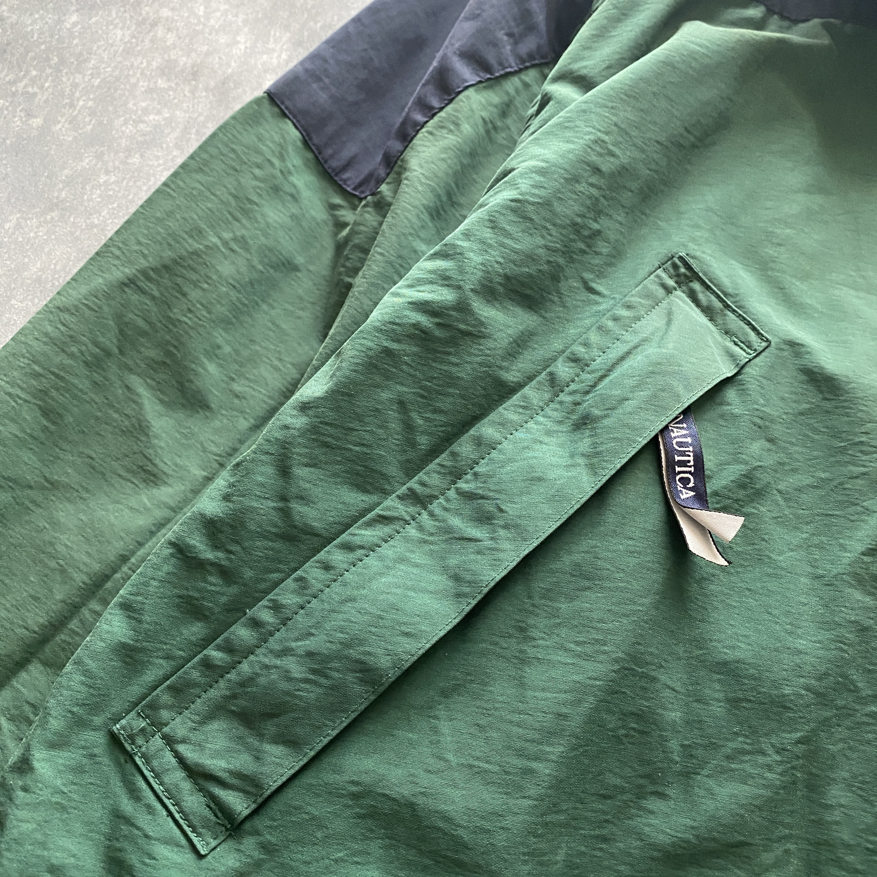 39s【激レア】90's VALPO VIKINGS 刺繍ロゴ　ナイロンジャケット　緑