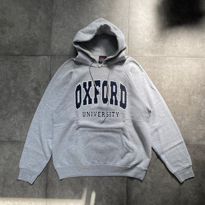 【希少】OXFORD UNIVERSITY プルオーバーパーカー　カレッジロゴ