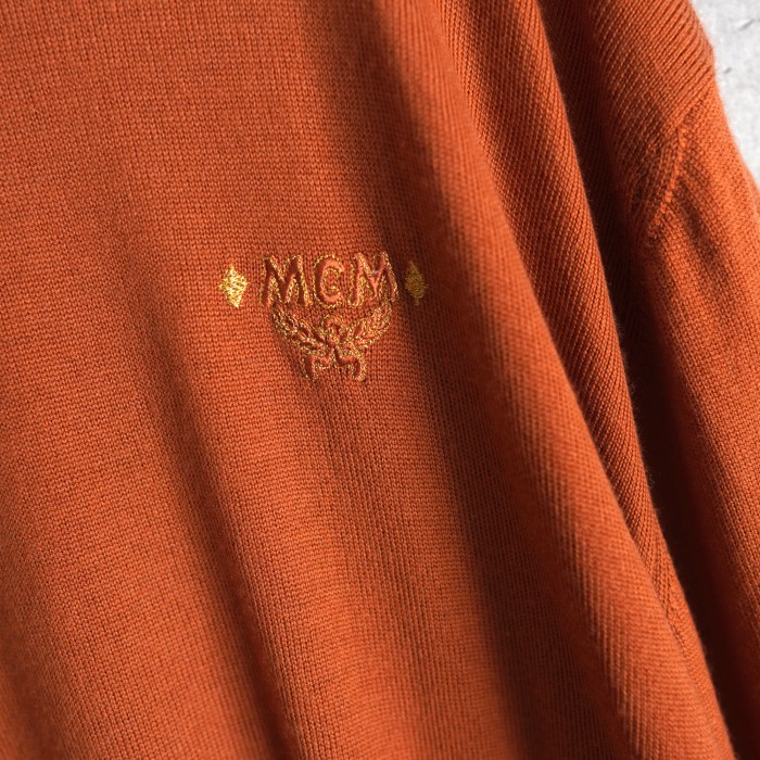 MCM  エムシーエム　ニット　セーター　ゴールドロゴ刺繡　イタリア製　Lサイズ | Vintage.City 古着屋、古着コーデ情報を発信