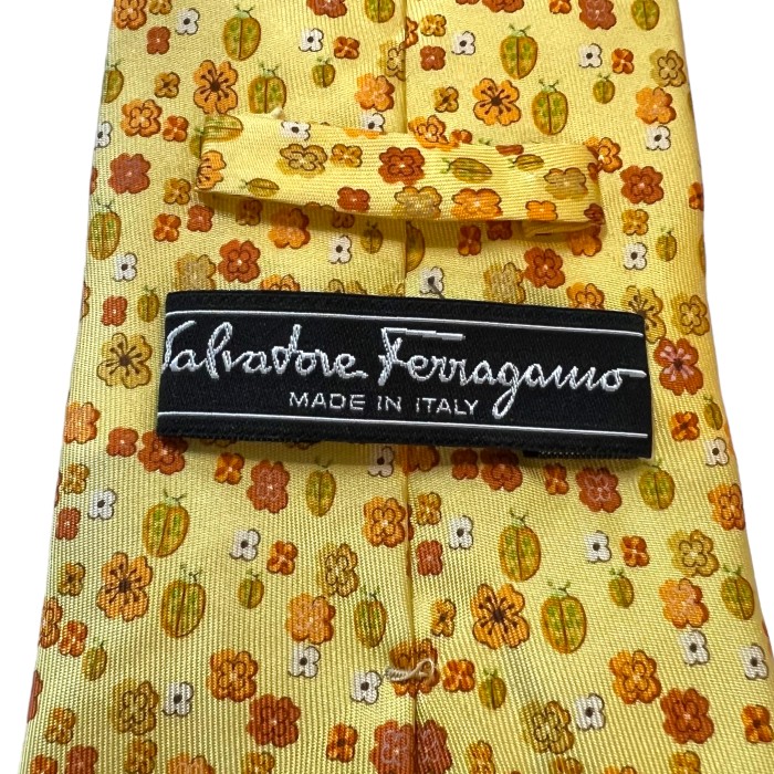 salvatore ferragamo silk 100% necktie / ネクタイ | Vintage.City Vintage Shops, Vintage Fashion Trends