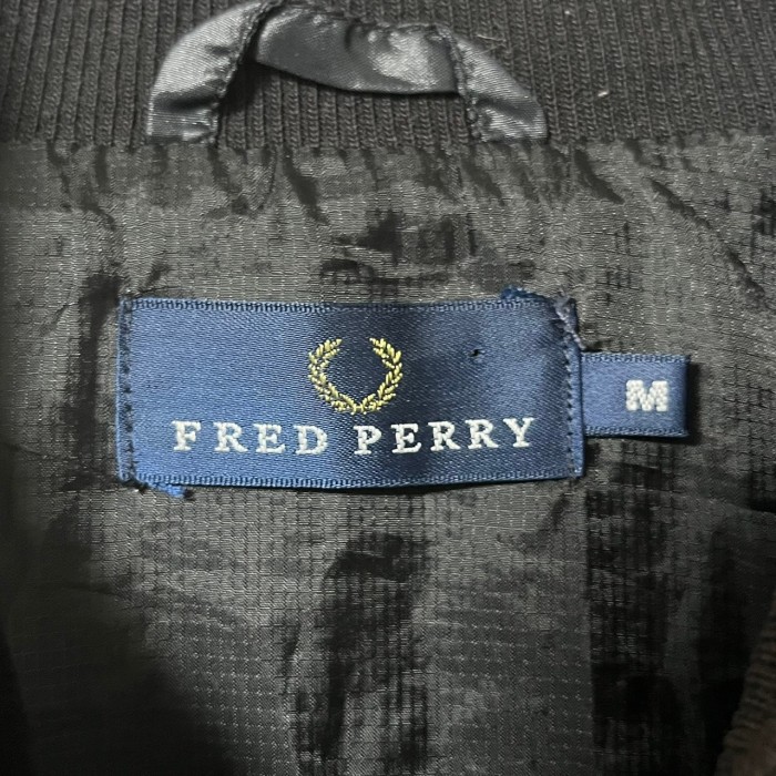 FRED PERRY フレッドペリー キルティングジャケット 刺繍 ワンポイント