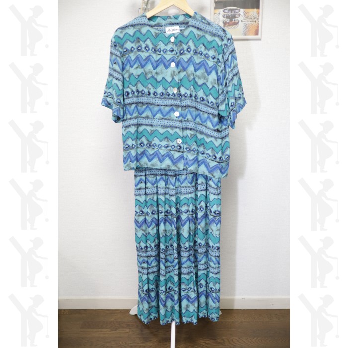 Whole Pattern Silk Shirt&Skirt Set Up | Vintage.City Vintage Shops, Vintage Fashion Trends