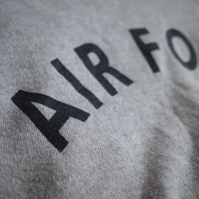 USA 製 アメリカ ケンタッキー M 米軍 ミリタリー スウェット AIR FORCE ロゴ | Vintage.City Vintage Shops, Vintage Fashion Trends