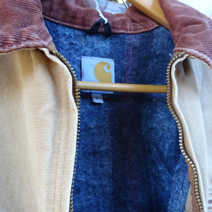 カーハート デトロイトジャケット L ベージュ USA製 襟コーデュロイ ジップ 8898 | Vintage.City 古着屋、古着コーデ情報を発信