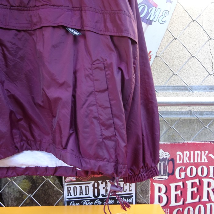 ホロウェイ ハーフジップ M ボルドー フード ナイロンジャケット 胸ロゴ 白 8908 | Vintage.City 古着屋、古着コーデ情報を発信