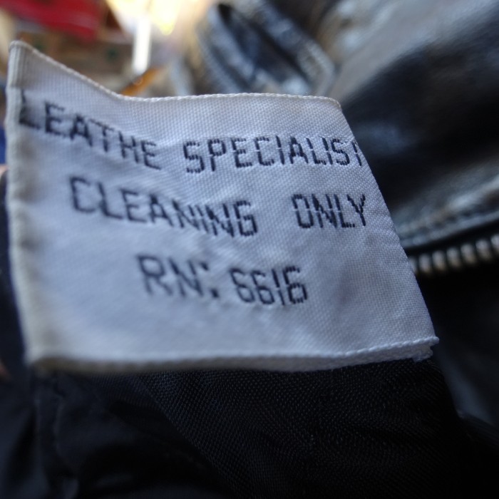 アヴィレックス レザージャケット L ブラック ワッペンロゴ ノーカラー レッド 9078 | Vintage.City 古着屋、古着コーデ情報を発信