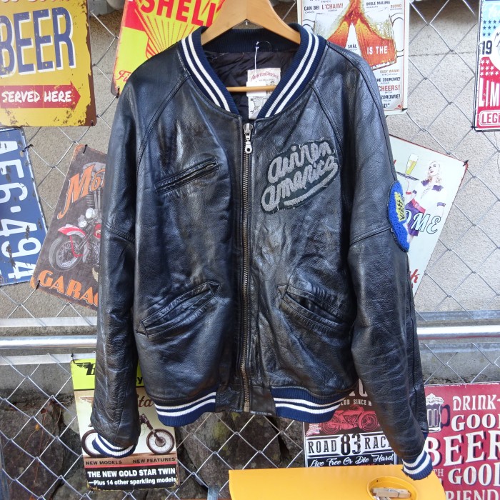 アヴィレックス レザージャケット L ブラック ワッペンロゴ ノーカラー レッド 9078 | Vintage.City Vintage Shops, Vintage Fashion Trends