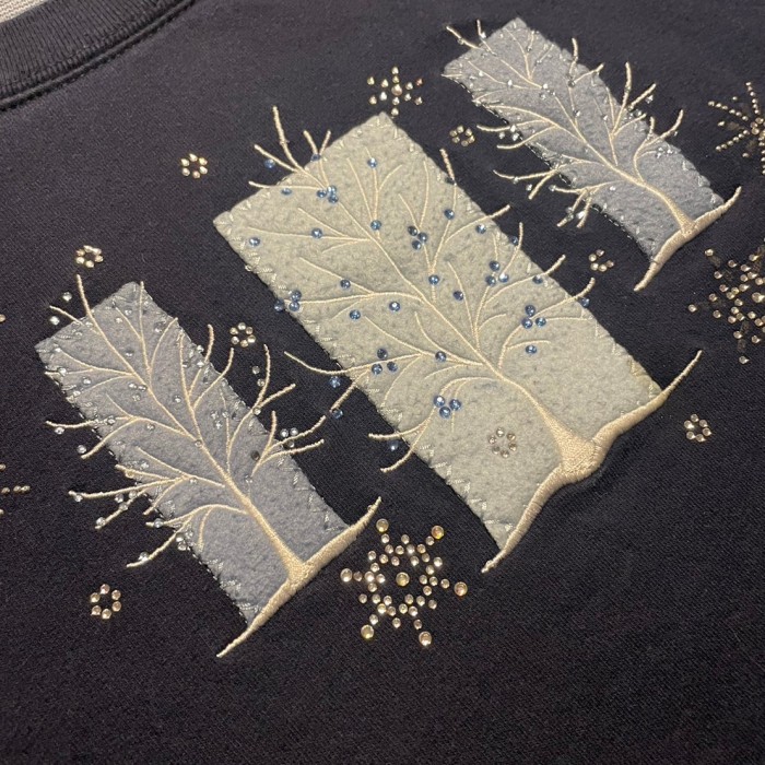 Decorated Originals 雪の結晶　デザイン　ビジュー付き　スウェットシャツ　C588 | Vintage.City 古着屋、古着コーデ情報を発信