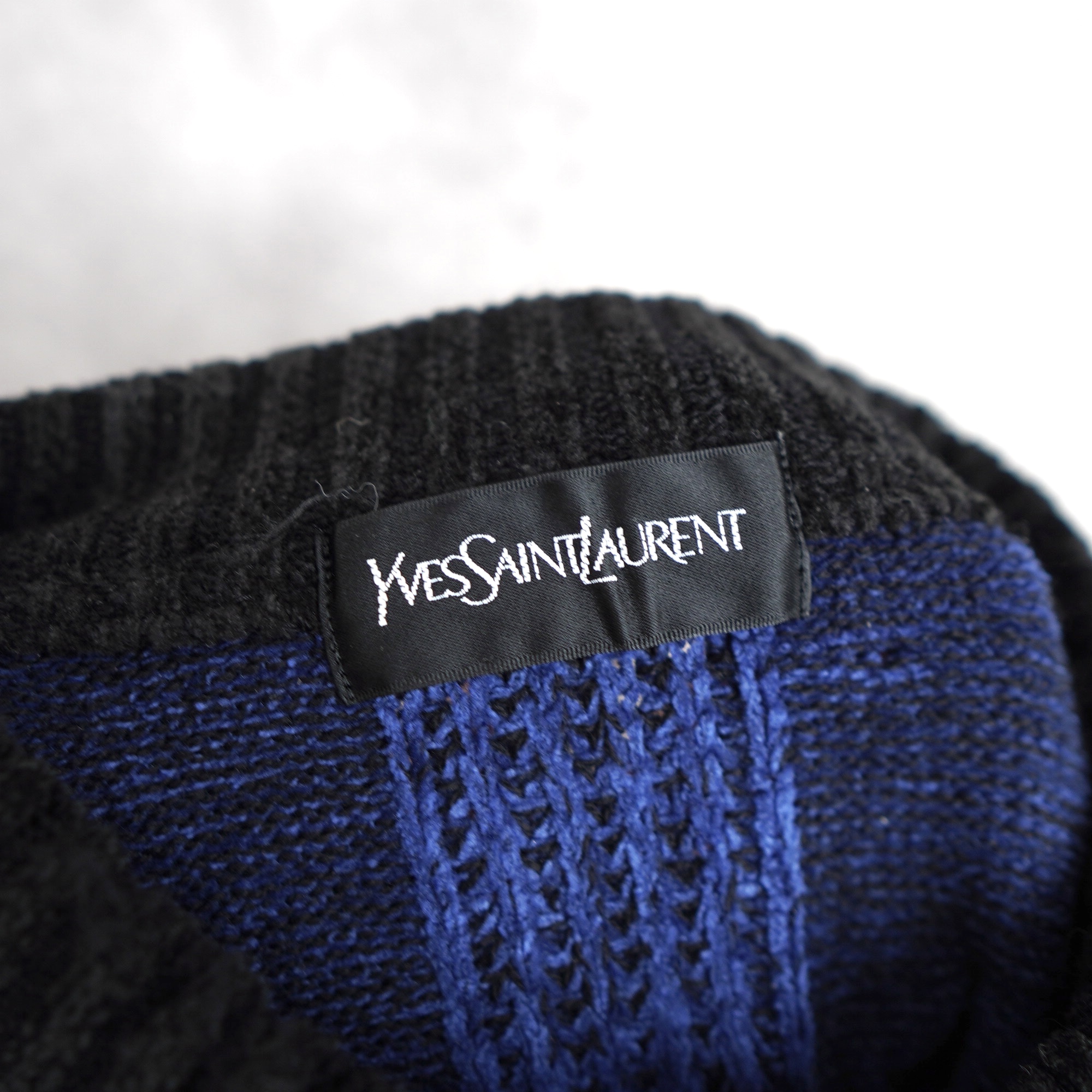 Yves Saint Laurent イヴサンローラン ニット セーター ナイロン混紡の ...