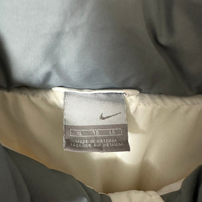 NIKE ナイキ ダウンジャケット XL 刺繍ロゴ ワンポイントロゴ 肉厚 | Vintage.City 古着屋、古着コーデ情報を発信