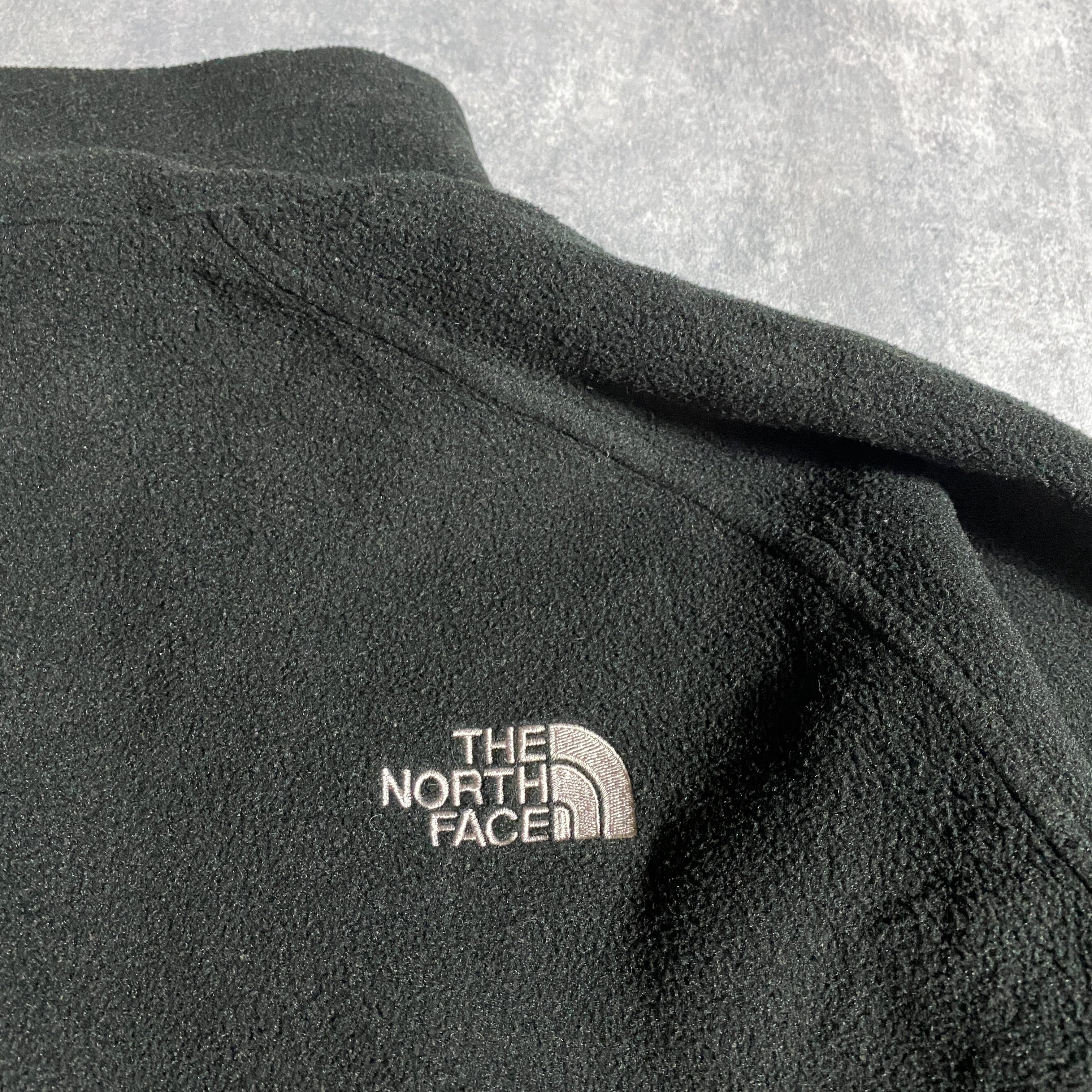 XLサイズ】ノースフェイス 刺繍ワンポイントロゴ ブラック フリース