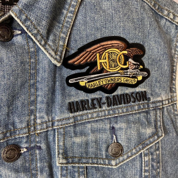 Harley-Davidson embroidery denim vest size M　配送A　ハーレーダビッドソン　背面ビッグ刺繍ロゴ　デニムベスト　バイク | Vintage.City 古着屋、古着コーデ情報を発信