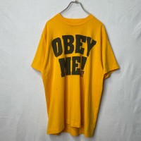 90s OBEY ME! メッセージTシャツ 古着 黄 イエロー ロゴ プリント | Vintage.City 빈티지숍, 빈티지 코디 정보