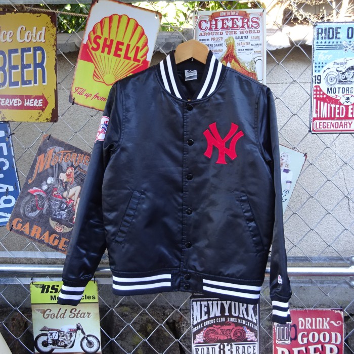 マジェスティック コーチジャケット ブラック ニューヨークヤンキース ノーカラー 9394 | Vintage.City 古着屋、古着コーデ情報を発信