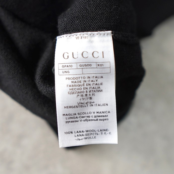 GUCCI  グッチ　ニット　セーター　天秤ロゴ刺繍　Vネック　イタリア製　Mサイズ | Vintage.City 古着屋、古着コーデ情報を発信