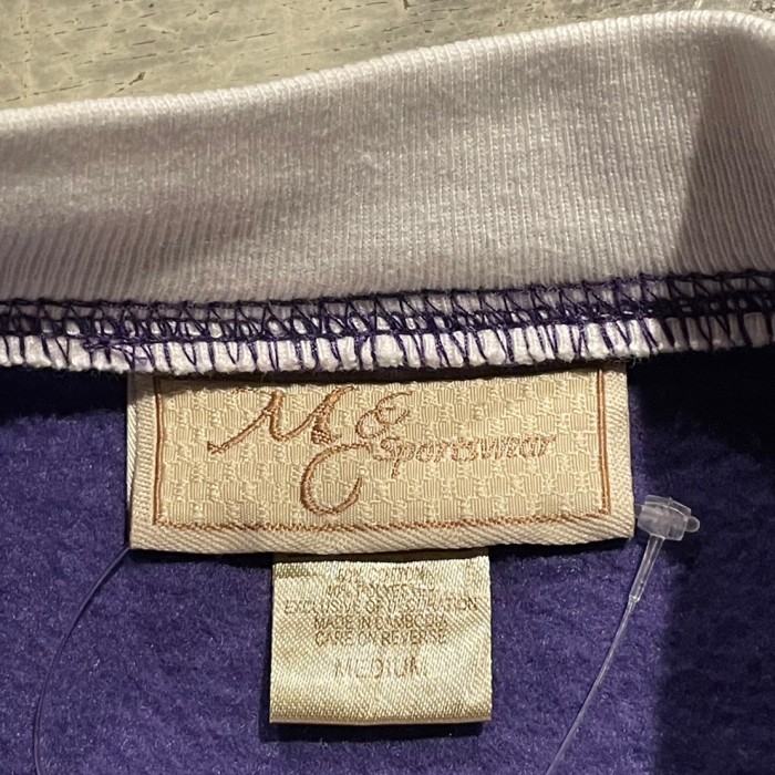 M&C sportswear 雪の結晶　冬　デザイン　刺繍　ダブルカラー　スウェットシャツ　パープル　A333 | Vintage.City 古着屋、古着コーデ情報を発信