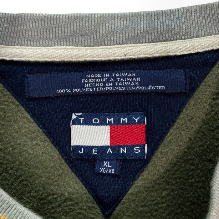 90s TOMMY JEANS L/S design fleece sweatshirt | Vintage.City Vintage Shops, Vintage Fashion Trends