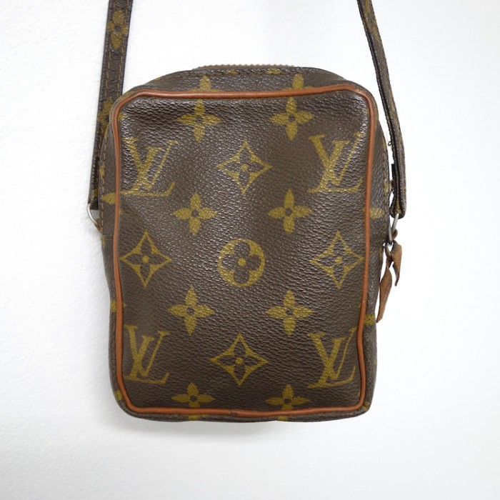 LOUIS VUITTON ルイヴィトン モノグラム ミニダヌーブ ミニショルダーバッグ | Vintage.City Vintage Shops, Vintage Fashion Trends