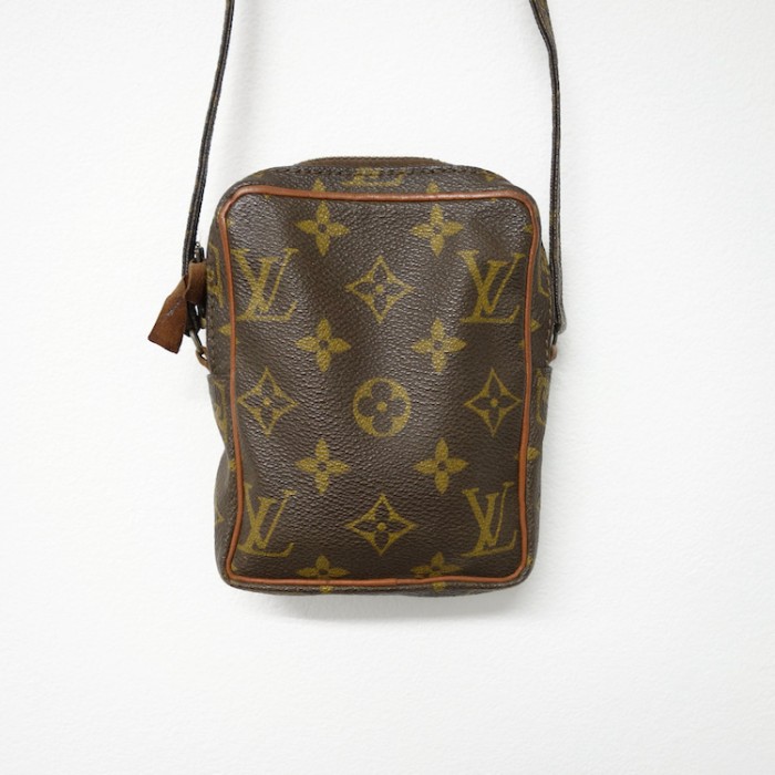 LOUIS VUITTON ルイヴィトン モノグラム ミニダヌーブ ミニショルダーバッグ | Vintage.City Vintage Shops, Vintage Fashion Trends