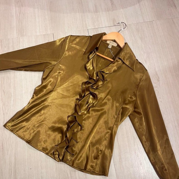 brown gold blouse ゴールド レトロ シャツ 古着 ドレスシャツ アンブレラスリーブ 古着 ヴィンテージ 光沢 | Vintage.City Vintage Shops, Vintage Fashion Trends