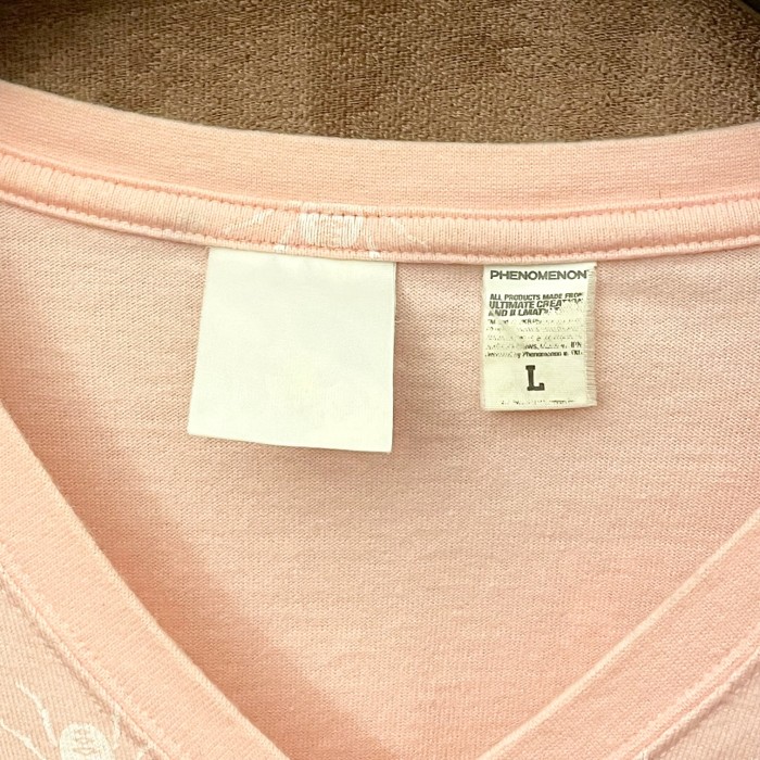 MADE IN JAPAN製 PHENOMENON 2008年モデル クワガタプリントVネックTシャツ ピンク Lサイズ | Vintage.City 古着屋、古着コーデ情報を発信