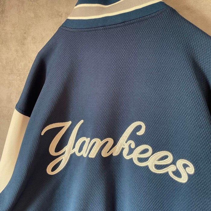 MLB newyork yankees embroidery mesh stadium jacket size M 配送B　背面ビッグ刺繍ロゴ　メッシュ　ニューヨークヤンキース | Vintage.City 빈티지숍, 빈티지 코디 정보