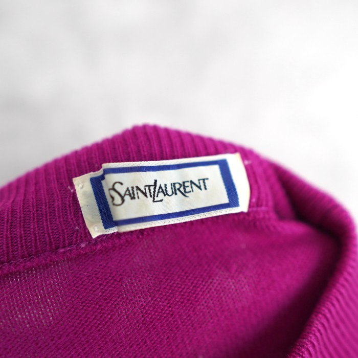 Yves Saint Laurent  イヴサンローラン　ニット　セーター　90‘s　ビジューロゴ　モックネック　Mサイズ | Vintage.City 古着屋、古着コーデ情報を発信