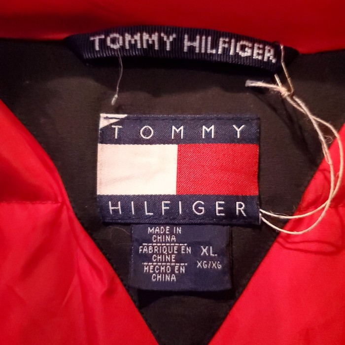 TOMMY HILFIGER トミーヒルフィガー　90s ヴィンテージ　高品質　ダウンジャケット　ナイロンジャケット　マウンテンジャケット　ビッグサイズ　ストリート　アウトドア　ユニセックス　古着 | Vintage.City 古着屋、古着コーデ情報を発信