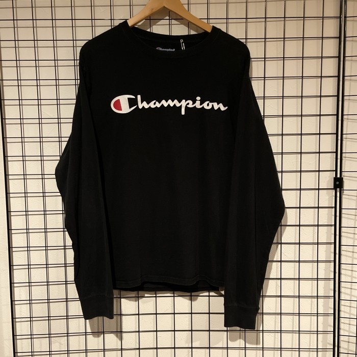 Champion チャンピオン　長袖Tシャツ　 Lサイズ　C174 ロンT  L/S Tシャツ　ブラック　ロゴプリント | Vintage.City 빈티지숍, 빈티지 코디 정보