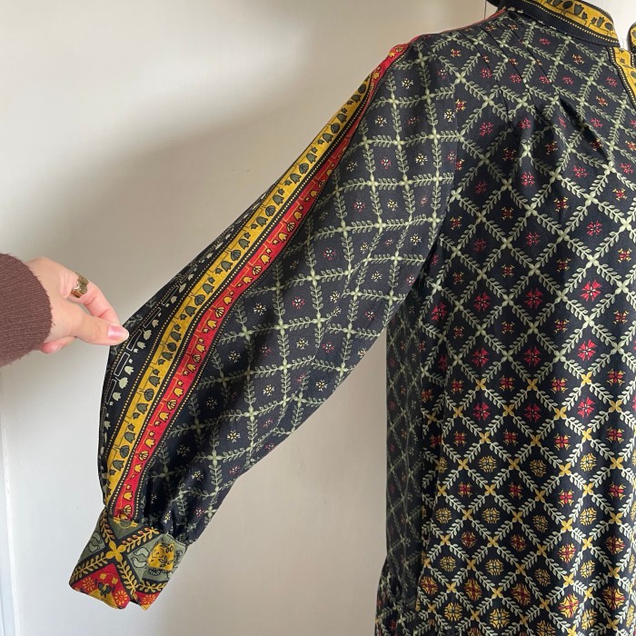 provence pattern A-line dress〈レトロ古着 プロバンス柄 Aライン ワンピース 黒〉 | Vintage.City 古着屋、古着コーデ情報を発信