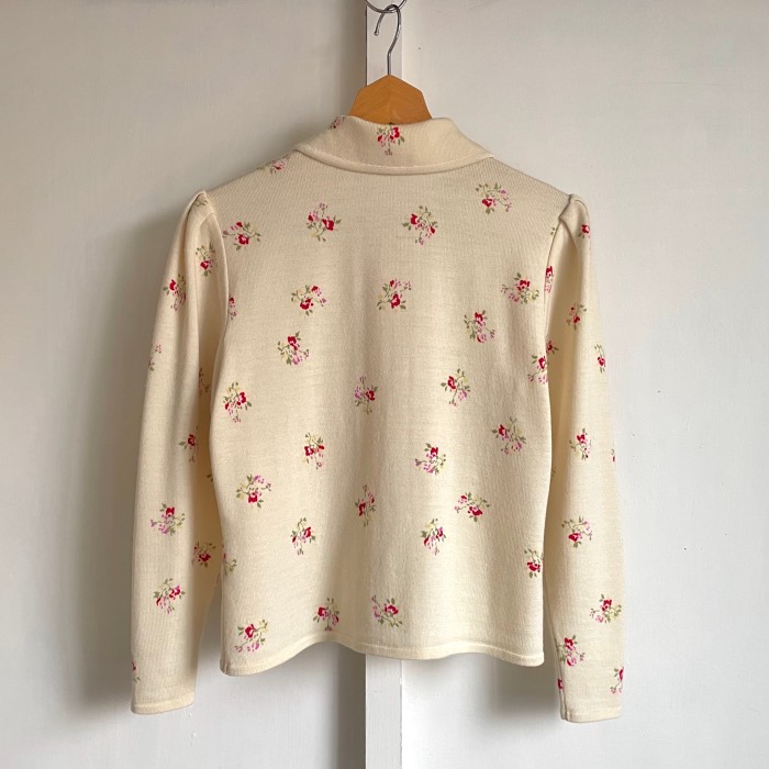 bouquet print knit tow-piece〈レトロ古着 ブーケ柄 ニット セットアップ 花柄〉 | Vintage.City 古着屋、古着コーデ情報を発信