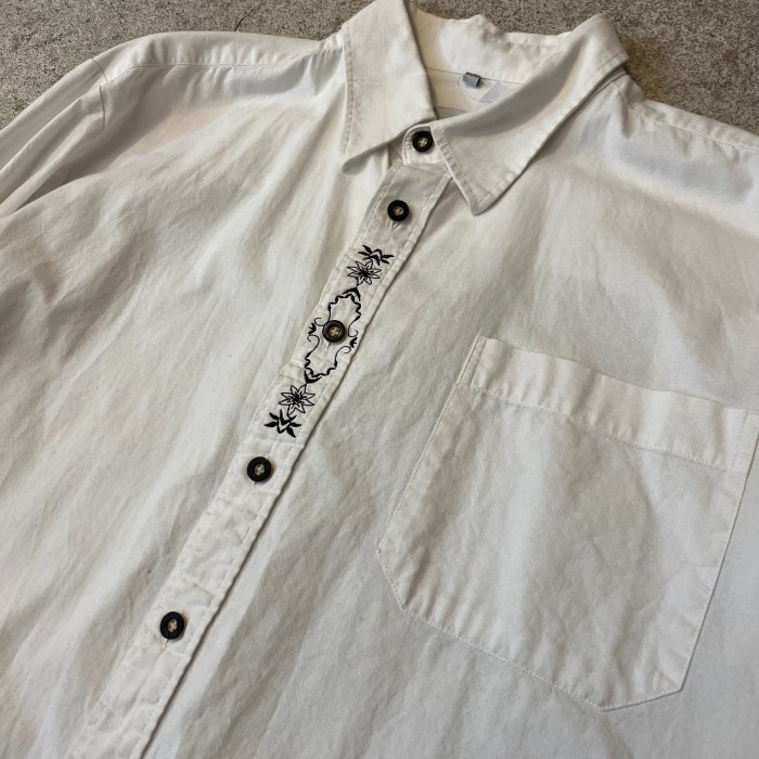 Design White Shirt / デザイン ホワイト シャツ | Vintage.City Vintage Shops, Vintage Fashion Trends