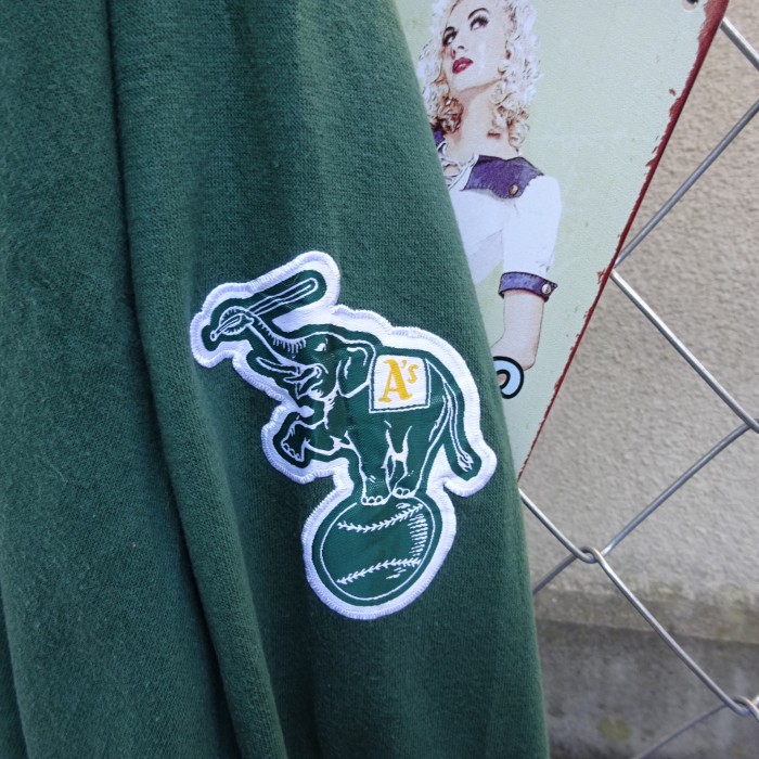 マジェスティック パーカー グリーン アスレチックス プルオーバー 刺繍ロゴ 緑 9713 | Vintage.City 古着屋、古着コーデ情報を発信
