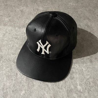 90's Starter MLB New York Yankees leather cap | Vintage.City