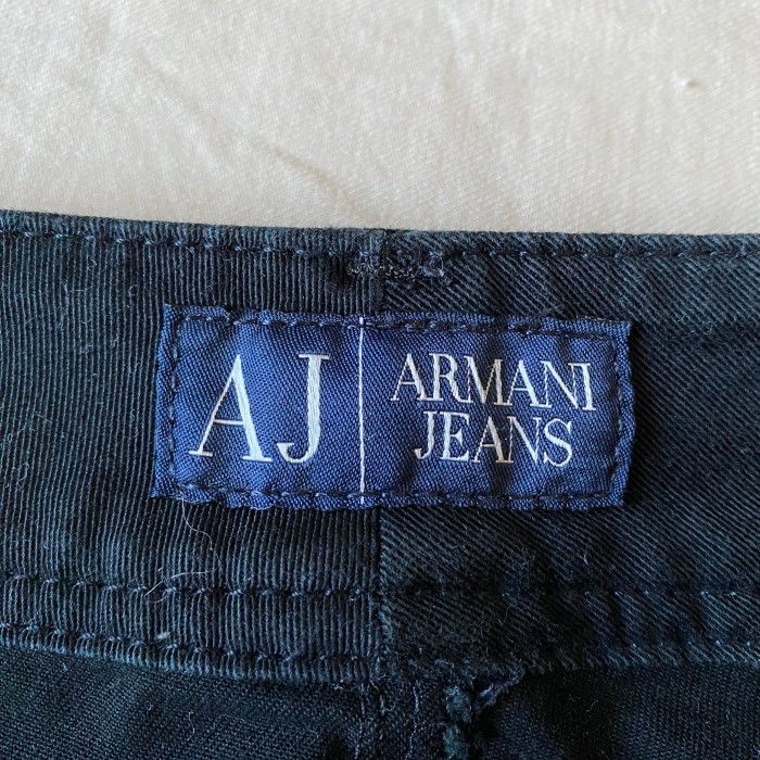 《ARMANI JEANS》black pants アルマーニ ブラックデニム | Vintage.City 古着屋、古着コーデ情報を発信