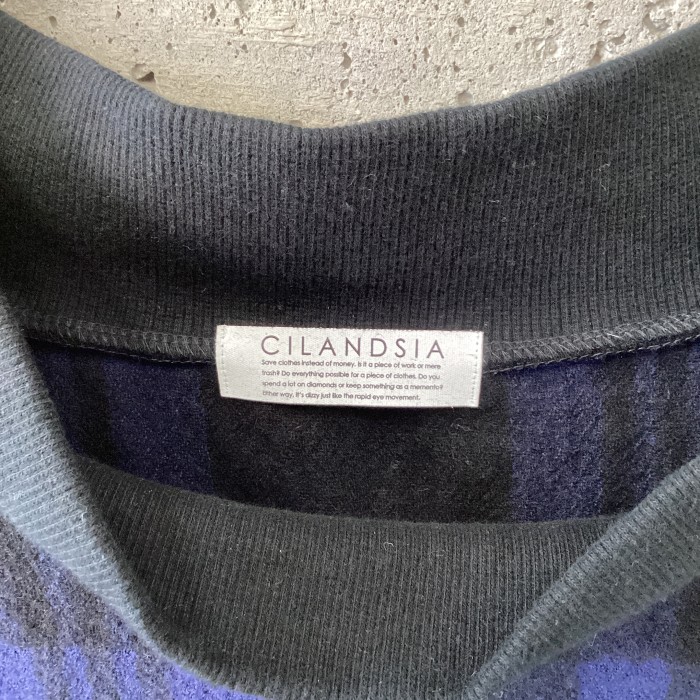 CILANDSIA Knit with blue check scarf | Vintage.City Vintage Shops, Vintage Fashion Trends
