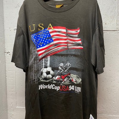 【5月29日まで購入可能】90s vintage NUTMEG ナツメグ 1994 soccer world cup Tシャツ USA製　シングルステッチ TS123 | Vintage.City 빈티지숍, 빈티지 코디 정보
