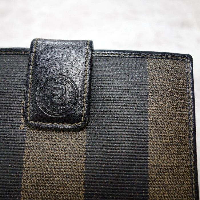FENDI フェンディ ペカン柄 二つ折り財布 イタリア製 | Vintage.City 빈티지숍, 빈티지 코디 정보