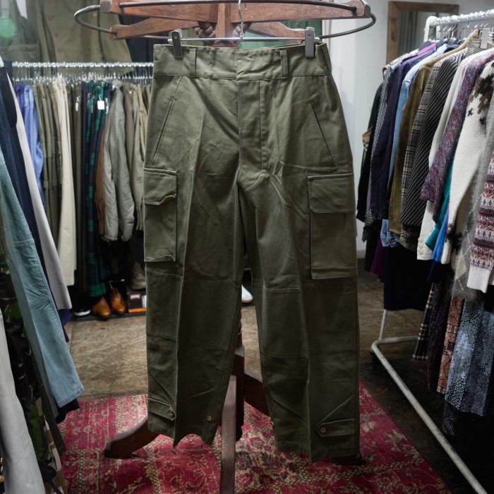 50’s French Military M-47 Cargo Pants Early Model Wood Buttons Size23【DEADSTOCK】 | Vintage.City 古着屋、古着コーデ情報を発信