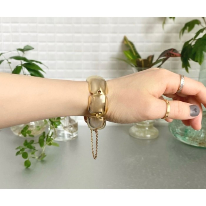 Vintage 80s USA retro gold oval chain bracelet レトロ アメリカ ヴィンテージ アクセサリー ゴールド オーバル チェーン ブレスレット | Vintage.City Vintage Shops, Vintage Fashion Trends