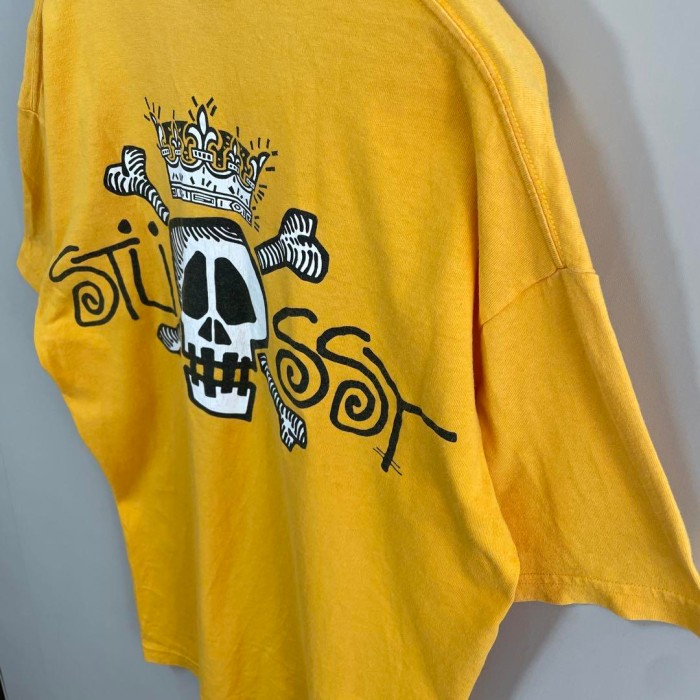 STUSSY 00's skull backprint T-shirt size M 配送C　ステューシー　スカル　バックプリントTシャツ　黄色 | Vintage.City 빈티지숍, 빈티지 코디 정보