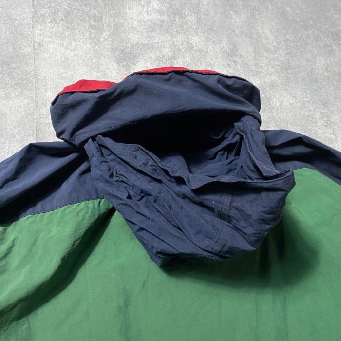 【XLサイズ】90’s ノーティカ　刺繍ネックロゴ　グリーン　ナイロンジャケット | Vintage.City 古着屋、古着コーデ情報を発信