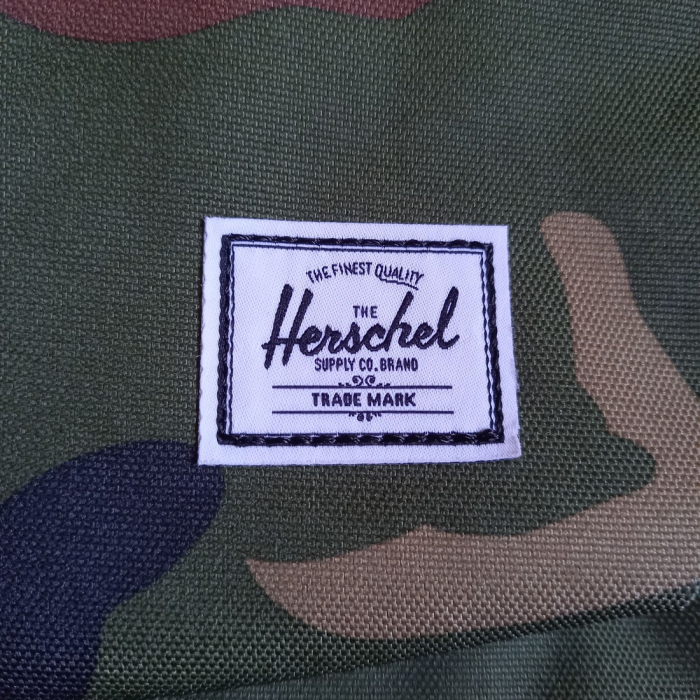 Herschel ハーシェル カジュアル デイパック カモ柄 迷彩 グリーン | Vintage.City 빈티지숍, 빈티지 코디 정보