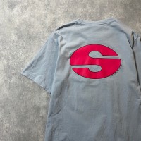 stussy　ステューシー　Sロゴ　両面プリント　くすみブルー　Tシャツ | Vintage.City 古着屋、古着コーデ情報を発信