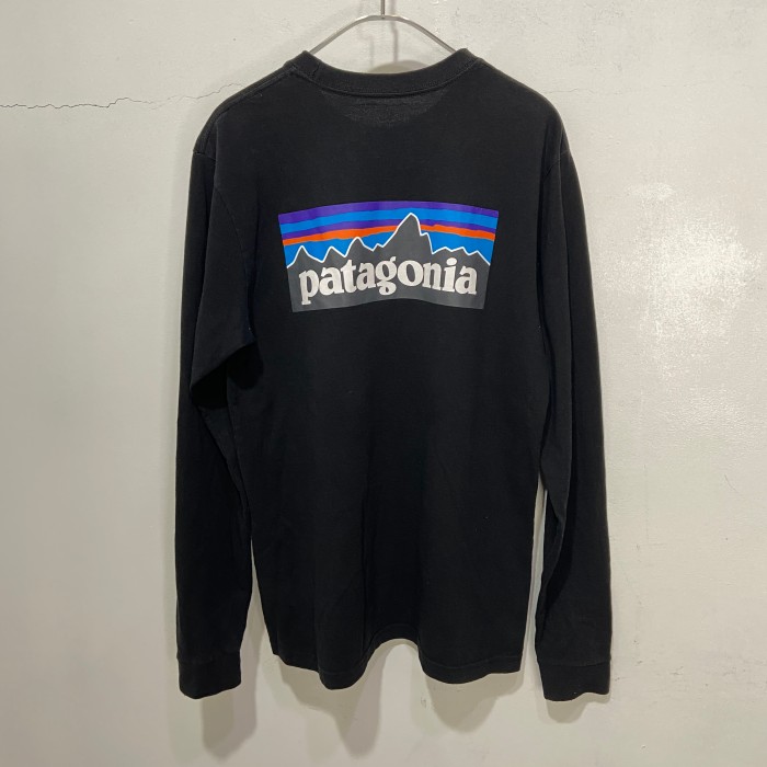 patagonia パタゴニア バックプリントロンT ワンポイントロゴ 黒 S | Vintage.City 古着屋、古着コーデ情報を発信