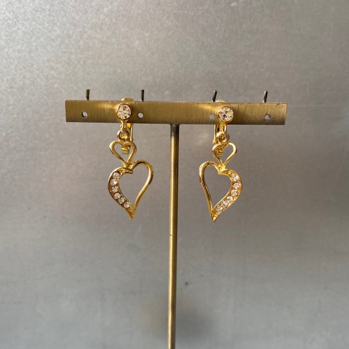 Used retro gold heart bijou earrings レトロ ユーズド アクセサリー ゴールド ハート ビジュー イヤリング | Vintage.City Vintage Shops, Vintage Fashion Trends