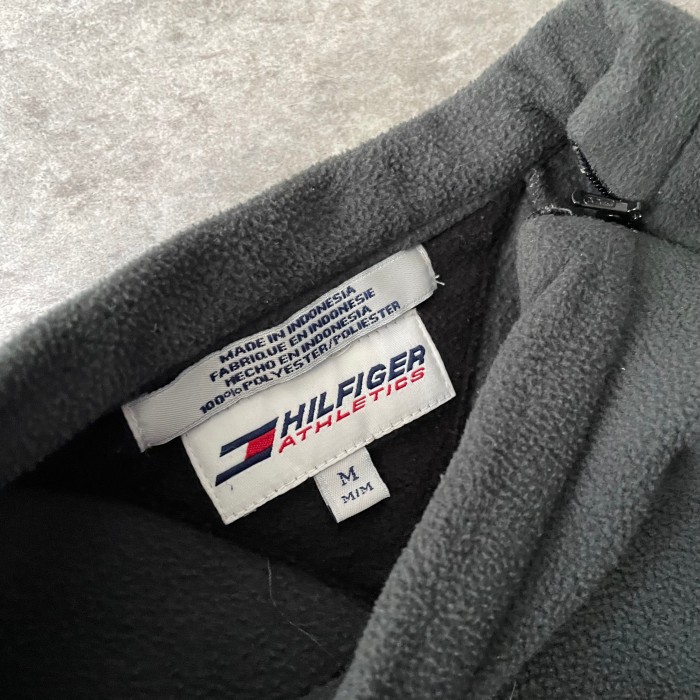 Tommy Hilfiger  fleece pullover | Vintage.City 古着屋、古着コーデ情報を発信