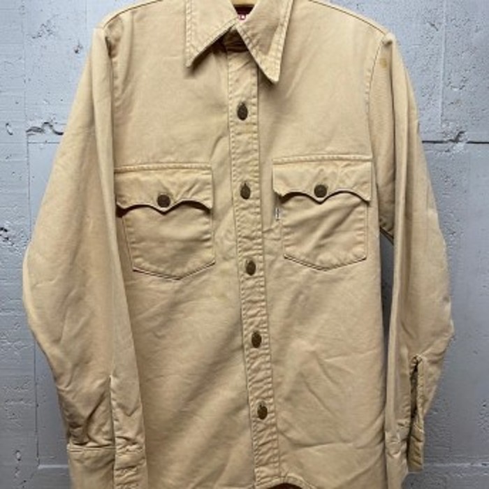 70s vintage リーバイス　白タブ　長袖　ワークシャツ　シャンクボタン   SS059 | Vintage.City 古着屋、古着コーデ情報を発信