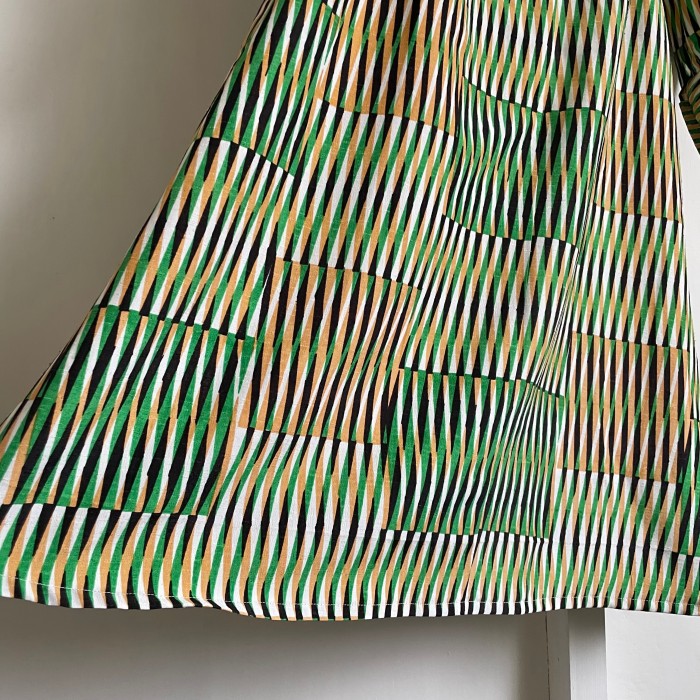 psychedelic geometric pattern dress〈レトロ古着 サイケデリック 幾何学模様 ワンピース サイケ柄 緑〉 | Vintage.City 古着屋、古着コーデ情報を発信
