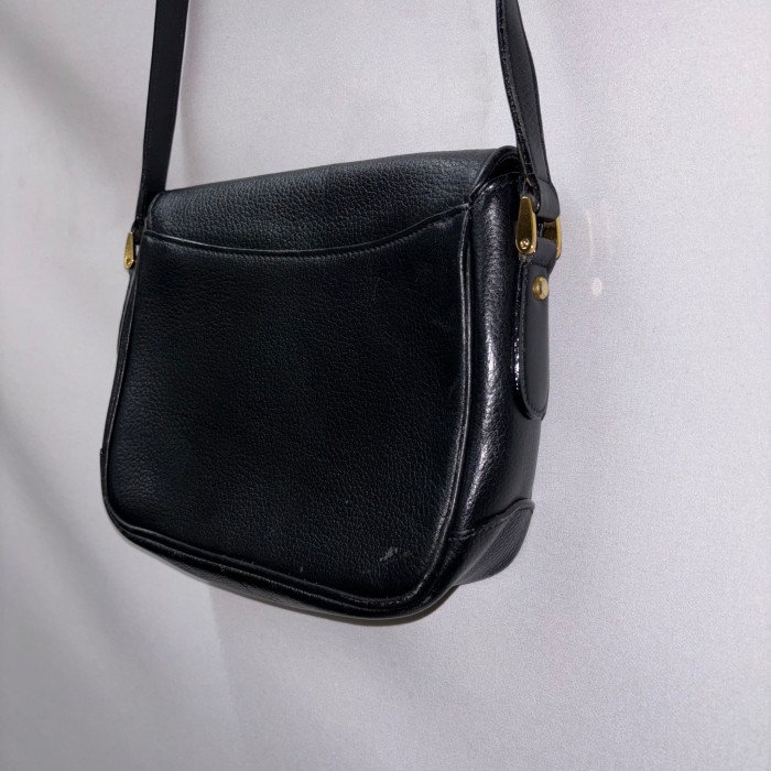 burberrys shoulder bag バーバリーズ　ショルダーバッグ　黒　レザー | Vintage.City Vintage Shops, Vintage Fashion Trends